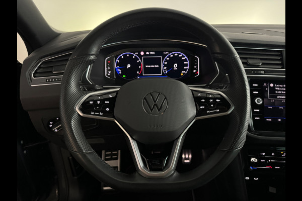 Volkswagen Tiguan 1.5 TSI R-Line Business IQ Lights|ACC|Sfeer|Lane Assist
