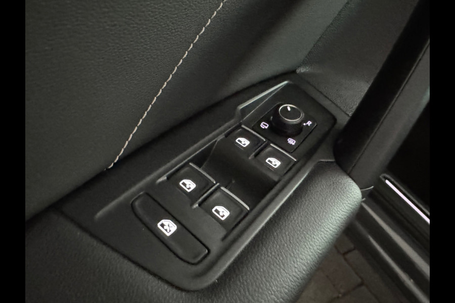 Volkswagen Tiguan 1.5 TSI R-Line Business IQ Lights|ACC|Sfeer|Lane Assist