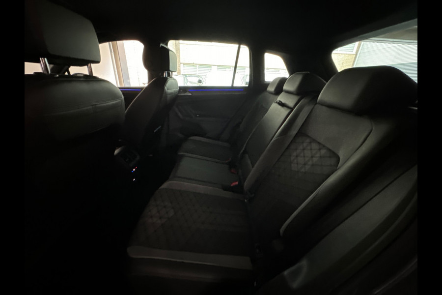 Volkswagen Tiguan 1.5 TSI R-Line Business IQ Lights|ACC|Sfeer|Lane Assist