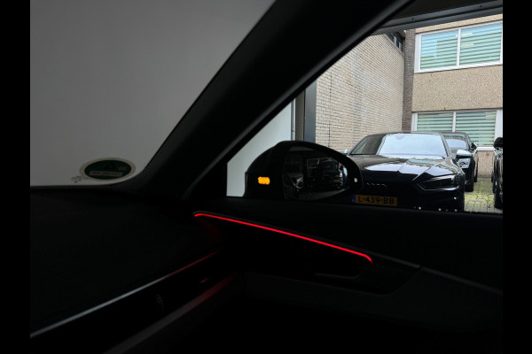 Audi A4 AVANT 40 TFSI quattro S edition Pano|Memory|Trekhaak|Keyless