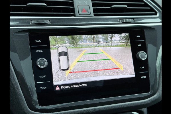 Volkswagen Tiguan 1.5 TSI R-Line Pano/Sfeer/Keyless/Blindspot