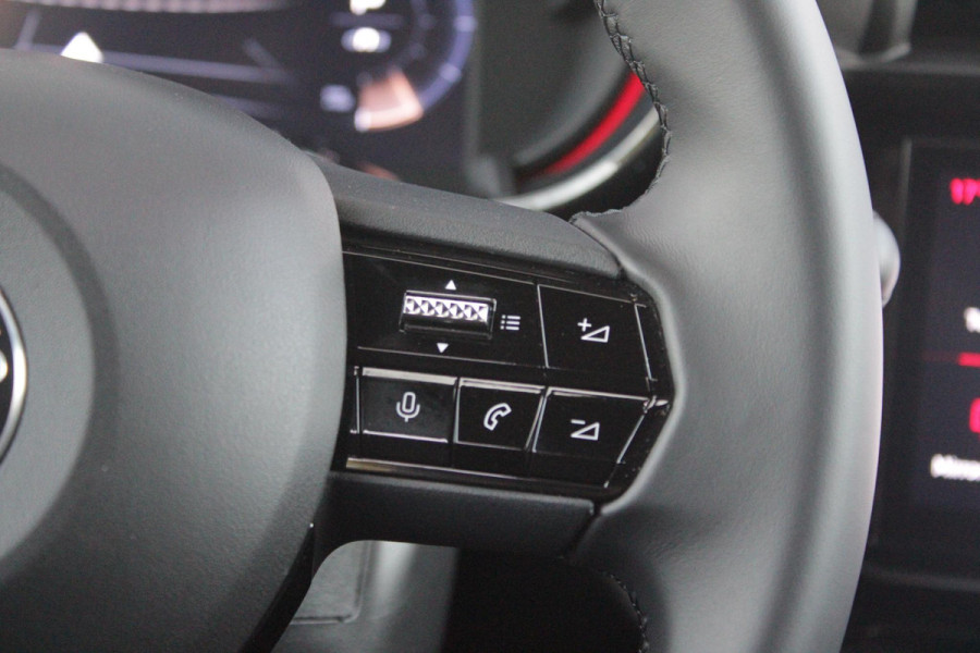 Alfa Romeo junior 1.2 145PK AUTOMAAT Hybrid IBRIDA TI | PACK TECH LITE: (LED MATRIX KOPLAMPEN, DODEHOEK DETECTIE, ELEKTRISCH BEDIENBARE ACHTERKLEP, KEYLESS ENTRY, ACHTERUITRIJ CAMERA, PARKEERSENSOREN VOOR ACHTER EN ZIJKANT, DRAADLOZE TELEFOONLADER, LANE ASSIST, ADAPTIVE CRUISE CONTROL) | PACK TI: (ELEKTRISCH BEDIENBARE BESTUUDERSSTOEL, VERKEERSBORDEN WEERGAVE, GETINTE ACHTERRUITEN, SFEER VERLICHTING, GLANZEND ZWARTE BODYKIT, 10,25" TOUCHSCREEN, LEDEREN STUURWIEL, VERSTELBARE KOFFERVLOER OP 3 NIVEAUS) | 18" LICHTMETALEN VELGEN "FORI" | BRERA RED MET ZWART DAK | DRAADLOZE APPLE CARPLAY/AN