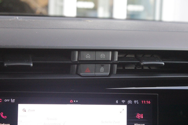 Alfa Romeo junior 1.2 145PK AUTOMAAT Hybrid IBRIDA TI | PACK TECH LITE: (LED MATRIX KOPLAMPEN, DODEHOEK DETECTIE, ELEKTRISCH BEDIENBARE ACHTERKLEP, KEYLESS ENTRY, ACHTERUITRIJ CAMERA, PARKEERSENSOREN VOOR ACHTER EN ZIJKANT, DRAADLOZE TELEFOONLADER, LANE ASSIST, ADAPTIVE CRUISE CONTROL) | PACK TI: (ELEKTRISCH BEDIENBARE BESTUUDERSSTOEL, VERKEERSBORDEN WEERGAVE, GETINTE ACHTERRUITEN, SFEER VERLICHTING, GLANZEND ZWARTE BODYKIT, 10,25" TOUCHSCREEN, LEDEREN STUURWIEL, VERSTELBARE KOFFERVLOER OP 3 NIVEAUS) | 18" LICHTMETALEN VELGEN "FORI" | BRERA RED MET ZWART DAK | DRAADLOZE APPLE CARPLAY/AN