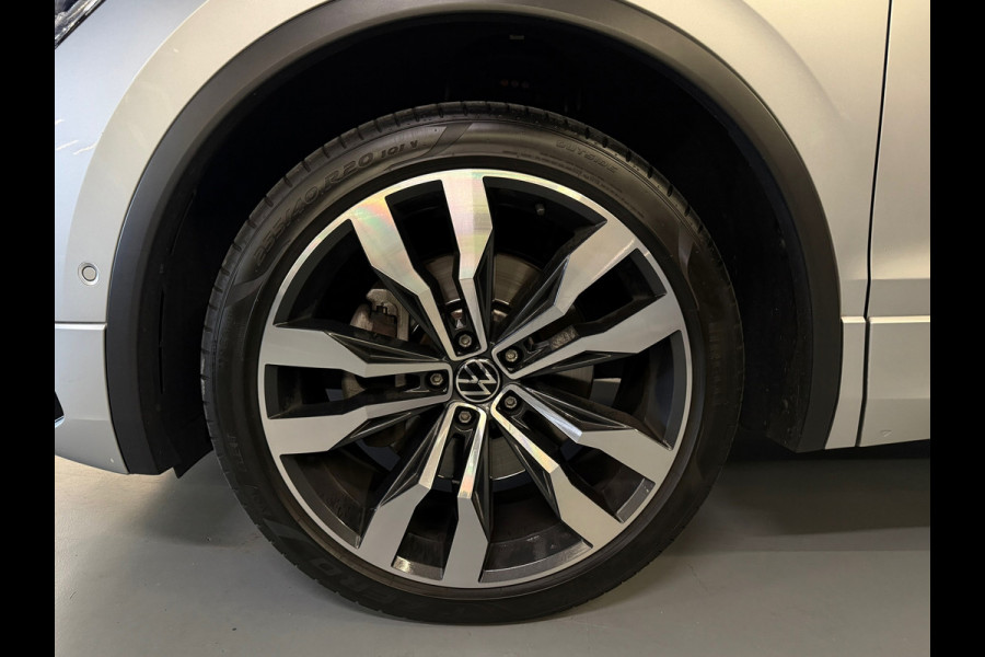Volkswagen Tiguan 1.4 TSI eHybrid R-Line 245pk |pano|keyless|sfeer|acc|stoelv
