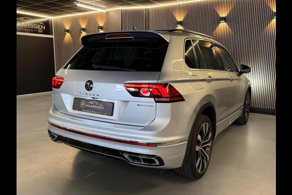 Volkswagen Tiguan 1.4 TSI eHybrid R-Line 245pk |pano|keyless|sfeer|acc|stoelv
