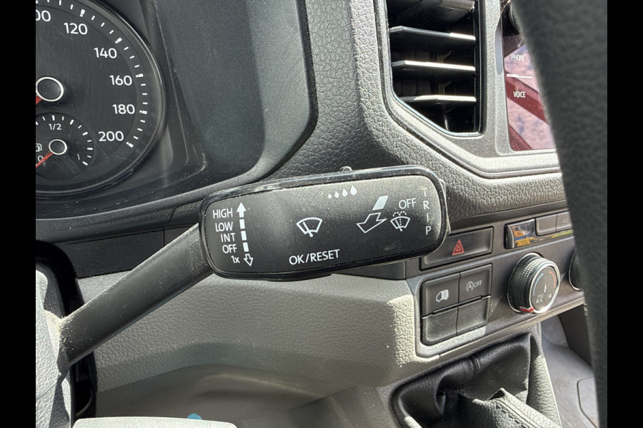 Volkswagen Crafter 2.0 TDI 140PK L3H3 Camera Airco Carplay Parkeersensoren Euro 6