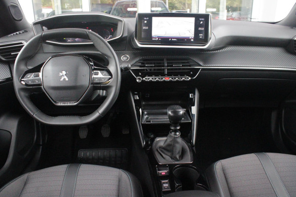 Peugeot 2008 1.2 100PK ALLURE PACK | AFNEEMBARE TREKHAAK | NAVIGATIE | STOEL VERWARMING | ALL SEASON BANDEN | DAB+ RADIO | APPLE CARPLAY/ANDROID AUTO | CLIMATE CONTROL | ADAPTIVE CRUISE CONTROL | GRIPP CONTROL | ACHTERUITRIJ CAMERA | KEYLESS ENTRY/START | LED KOPLAMPEN | LICHTMETALEN VELGEN 17" |