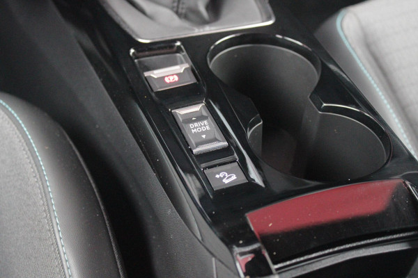 Peugeot 2008 1.2 100PK ALLURE PACK | AFNEEMBARE TREKHAAK | NAVIGATIE | STOEL VERWARMING | ALL SEASON BANDEN | DAB+ RADIO | APPLE CARPLAY/ANDROID AUTO | CLIMATE CONTROL | ADAPTIVE CRUISE CONTROL | GRIPP CONTROL | ACHTERUITRIJ CAMERA | KEYLESS ENTRY/START | LED KOPLAMPEN | LICHTMETALEN VELGEN 17" |