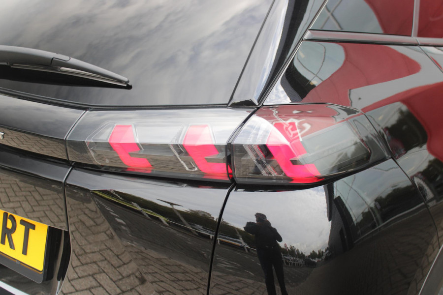 Peugeot 2008 1.2 100PK ALLURE PACK | AFNEEMBARE TREKHAAK | NAVIGATIE | STOEL VERWARMING | ALL SEASON BANDEN | DAB+ RADIO | APPLE CARPLAY/ANDROID AUTO | CLIMATE CONTROL | ADAPTIVE CRUISE CONTROL | GRIPP CONTROL | ACHTERUITRIJ CAMERA | KEYLESS ENTRY/START | LED KOPLAMPEN | LICHTMETALEN VELGEN 17" |