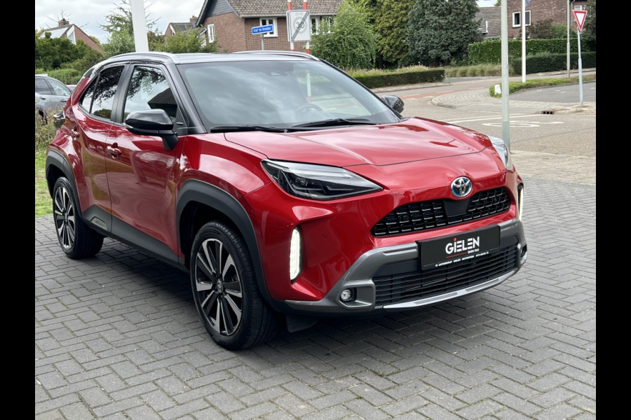 Toyota Yaris Cross 1.5 Hybrid Launch Edition | Trekhaak, JBL, Panoramadak, Elektrische achterklep, Leer, Head Up Display, 18 inch, Alle opties!