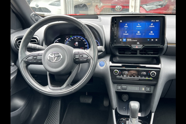 Toyota Yaris Cross 1.5 Hybrid Launch Edition | Trekhaak, JBL, Panoramadak, Elektrische achterklep, Leer, Head Up Display, 18 inch, Alle opties!