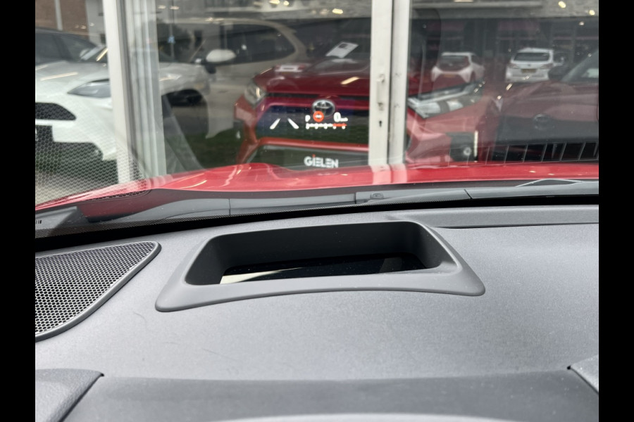 Toyota Yaris Cross 1.5 Hybrid Launch Edition | Trekhaak, JBL, Panoramadak, Elektrische achterklep, Leer, Head Up Display, 18 inch, Alle opties!