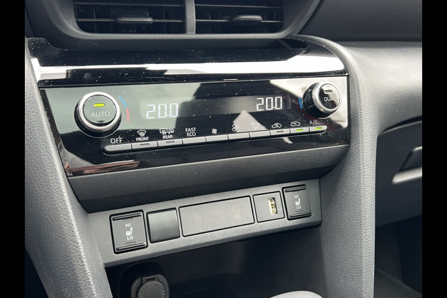 Toyota Yaris Cross 1.5 Hybrid Launch Edition | Trekhaak, JBL, Panoramadak, Elektrische achterklep, Leer, Head Up Display, 18 inch, Alle opties!