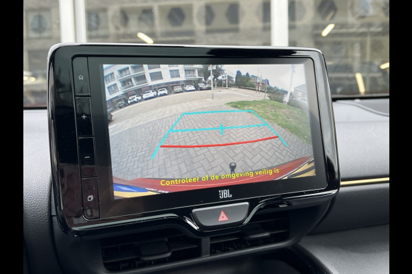 Toyota Yaris Cross 1.5 Hybrid Launch Edition | Trekhaak, JBL, Panoramadak, Elektrische achterklep, Leer, Head Up Display, 18 inch, Alle opties!
