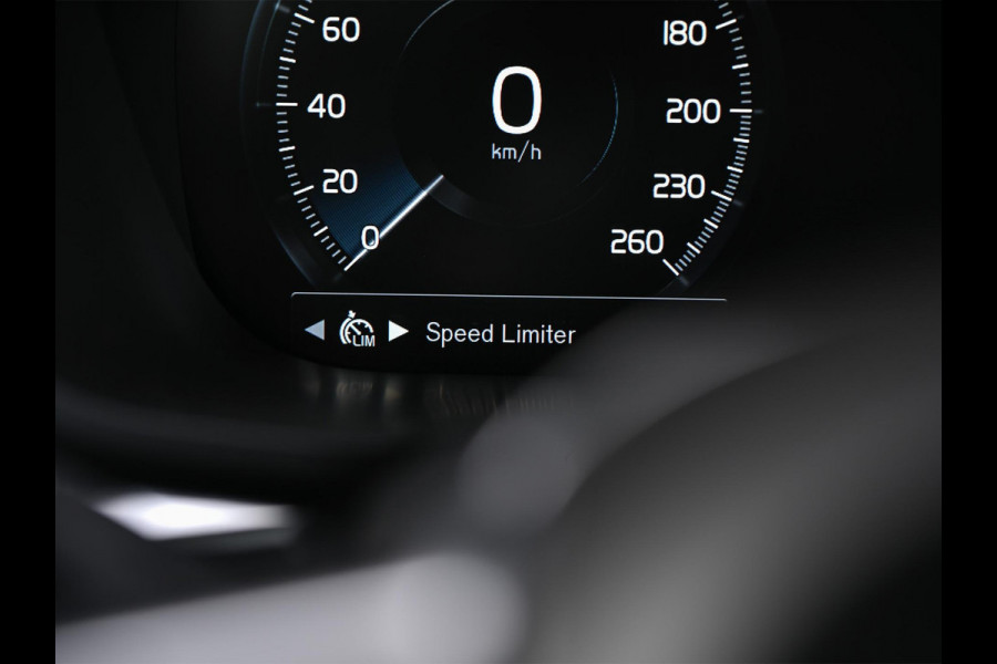 Volvo XC60 2.0 D4 AWD Inscription Panoramadak | Camera | Memory Seat | Stoelverwarming | Trekhaak |