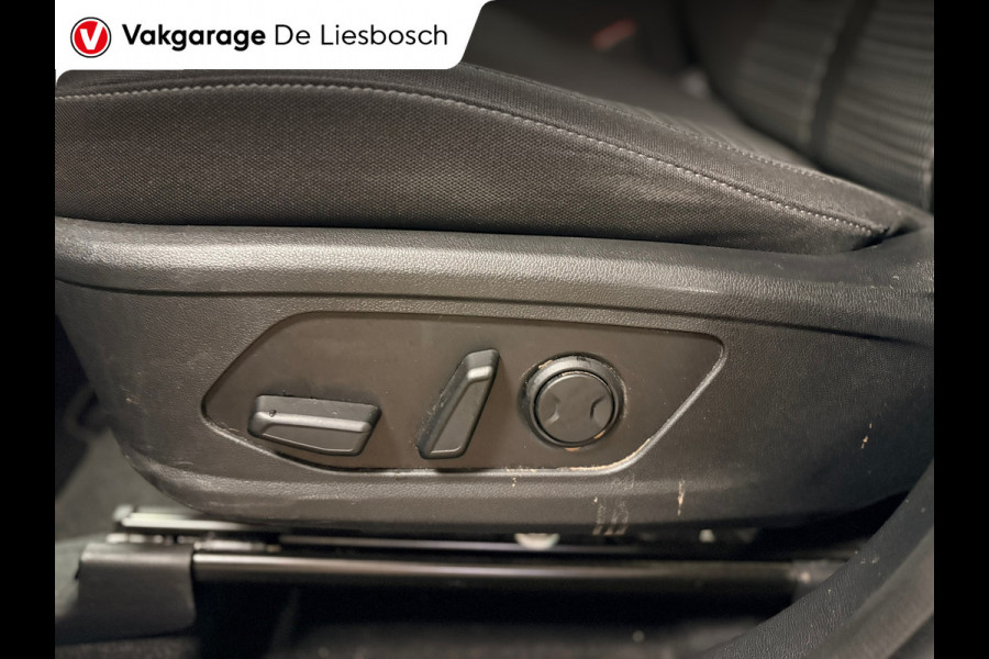 Kia Sorento 1.6 T-GDI Plug-in Hybrid 4WD DynamicLine 7persoons / stoelverwarming / camera / trekhaak