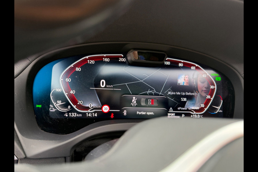 BMW iX3 M SPORT pakket 80 kWh, panoramadak, vol opties, 1 e eigenaar,conjac sport leder, Origineel NL auto met nap
