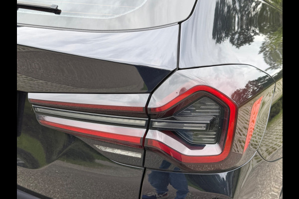 BMW iX3 M SPORT pakket 80 kWh, panoramadak, vol opties, 1 e eigenaar,conjac sport leder, Origineel NL auto met nap