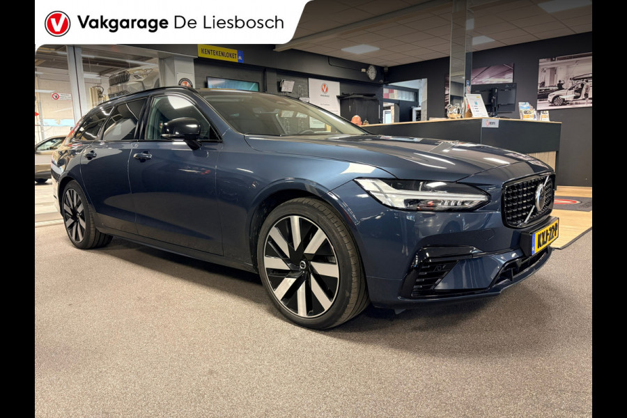 Volvo V90 2.0 T8 Plug-in hybrid AWD Ultimate Dark / Panoramadak / leder / trekhaak / camera / Harman Kardon audio