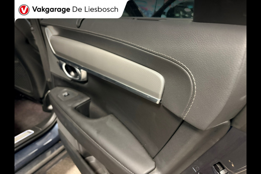 Volvo V90 2.0 T8 Plug-in hybrid AWD Ultimate Dark / Panoramadak / leder / trekhaak / camera / Harman Kardon audio