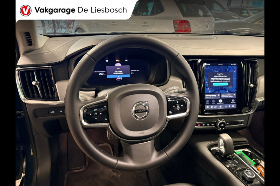 Volvo V90 2.0 T8 Plug-in hybrid AWD Ultimate Dark / Panoramadak / leder / trekhaak / camera / Harman Kardon audio