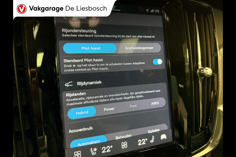 Volvo V90 2.0 T8 Plug-in hybrid AWD Ultimate Dark / Panoramadak / leder / trekhaak / camera / Harman Kardon audio