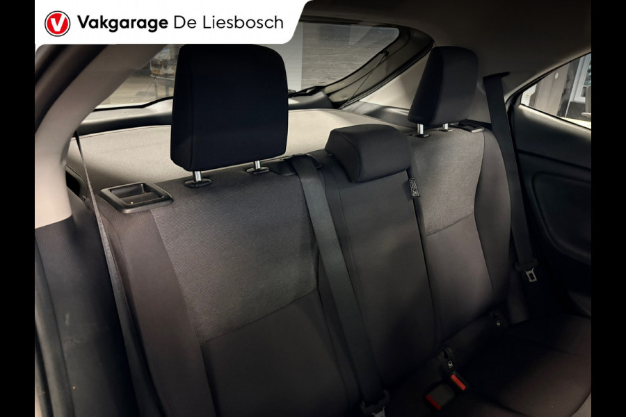 Toyota Yaris Cross 1.5 Hybrid 115 Active / Climatecontrol / PDC / Carplay