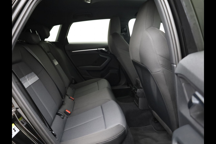 Audi A3 Sportback 35 TFSI 150Pk Business edition | Adapt. Cr. | 18'' | Stoelverwarming | Prijs Rijklaar!!