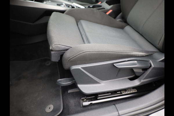 Audi A3 Sportback 35 TFSI 150Pk Business edition | Adapt. Cr. | 18'' | Stoelverwarming | Prijs Rijklaar!!