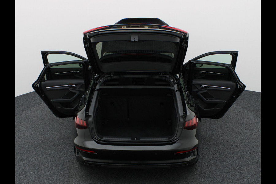 Audi A3 Sportback 35 TFSI 150Pk Business edition | Adapt. Cr. | 18'' | Stoelverwarming | Prijs Rijklaar!!