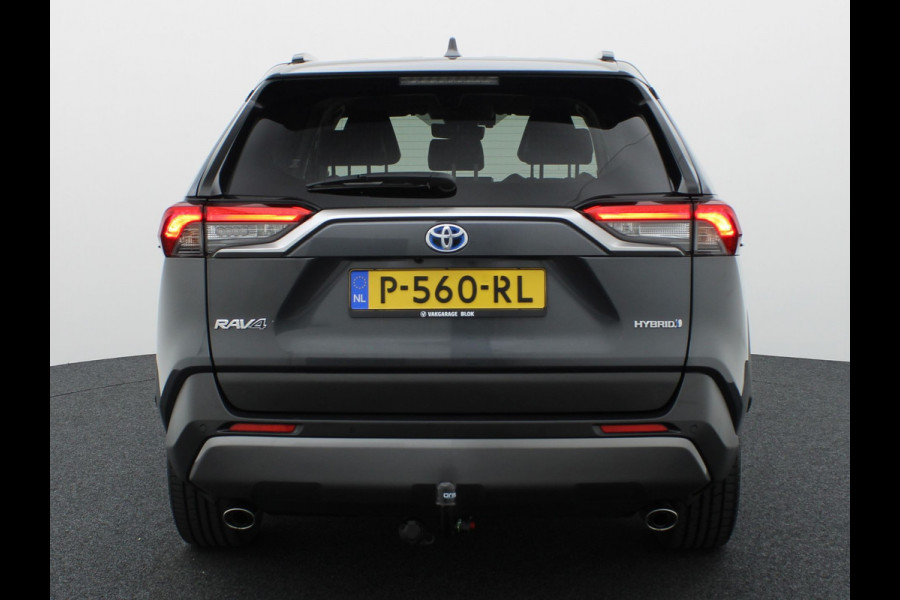 Toyota RAV4 2.5 Hybrid Executive | Bear Lock | Memory Seat | 360 camera | Elk. A-klep | Trekhaak afnb. | BSM | Prijs Rijklaar!!