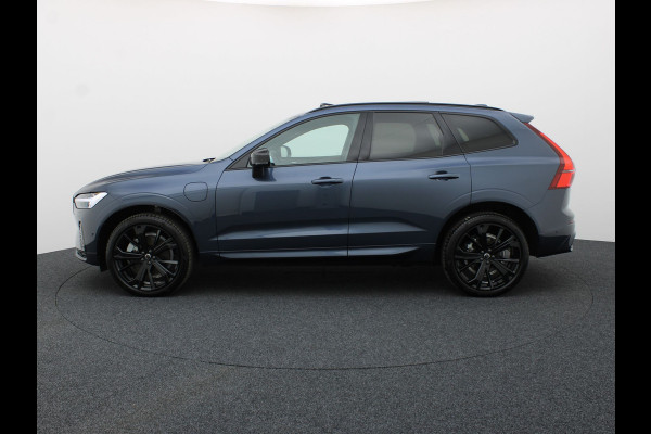 Volvo XC60 2.0 T6 Plug-in hybrid AWD Plus Dark | Trekhaak | Panodak | Dode Hoek | 360 Camera | Harman Kardon | Head Up | Elk. Klep | Prijs Rijklaar!!