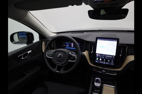 Volvo XC60 2.0 T8 Plug-in hybrid AWD Plus Dark | Trekhaak | Panodak | Dode Hoek | 360 Camera | Harman Kardon | Head Up | Elk. Klep | Prijs Rijklaar!!