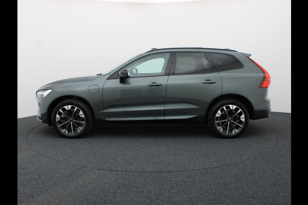 Volvo XC60 2.0 T8 Plug-in hybrid AWD Plus Dark | Trekhaak | Panodak | Dode Hoek | 360 Camera | Harman Kardon | Head Up | Elk. Klep | Prijs Rijklaar!!