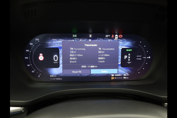 Volvo XC60 2.0 T8 Plug-in hybrid AWD Plus Dark | Trekhaak | Panodak | Dode Hoek | 360 Camera | Harman Kardon | Head Up | Elk. Klep | Prijs Rijklaar!!
