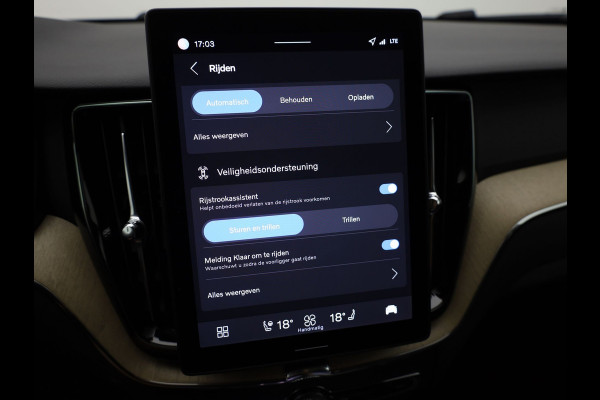 Volvo XC60 2.0 T8 Plug-in hybrid AWD Plus Dark | Trekhaak | Panodak | Dode Hoek | 360 Camera | Harman Kardon | Head Up | Elk. Klep | Prijs Rijklaar!!