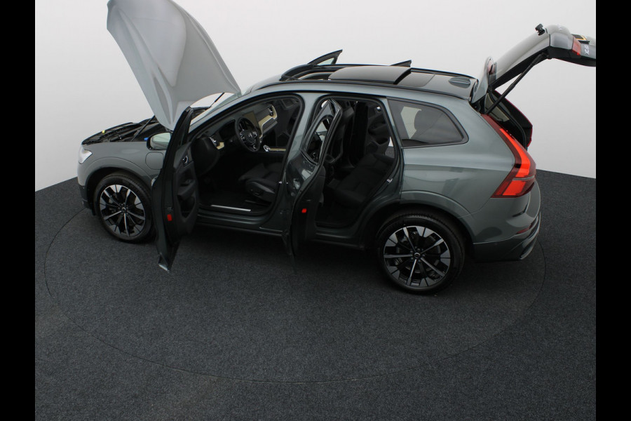 Volvo XC60 2.0 T8 Plug-in hybrid AWD Plus Dark | Trekhaak | Panodak | Dode Hoek | 360 Camera | Harman Kardon | Head Up | Elk. Klep | Prijs Rijklaar!!