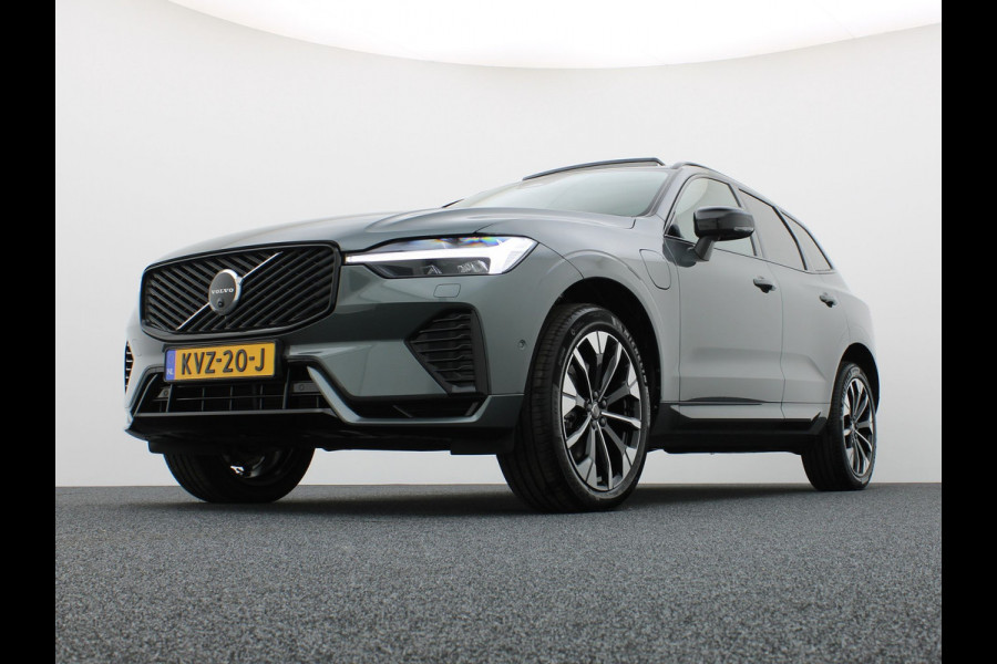 Volvo XC60 2.0 T8 Plug-in hybrid AWD Plus Dark | Trekhaak | Panodak | Dode Hoek | 360 Camera | Harman Kardon | Head Up | Elk. Klep | Prijs Rijklaar!!