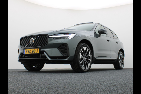 Volvo XC60 2.0 T8 Plug-in hybrid AWD Plus Dark | Trekhaak | Panodak | Dode Hoek | 360 Camera | Harman Kardon | Head Up | Elk. Klep | Prijs Rijklaar!!