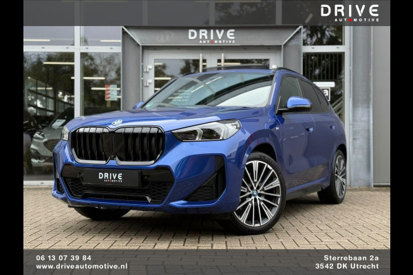 BMW X1 xDrive30e 326PK M-Sport |Full Option|Pano|H/K|DrivingAssProf|Innovation|20"|Trekhaak