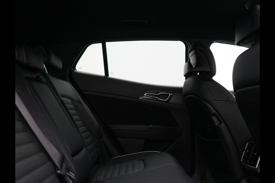 Kia Sportage 1.6 T-GDi PHEV AWD GT-Line 265pk | Adaptive Cruise | 360 Camera | Lederen Sportstoelen Memory & Ventilatie | Stoelen & Stuur Verwarmd | Blis | Keyless | Apple Carplay | Sfeerverlichting | Navigatie | DAB | Plug In Hybrid |