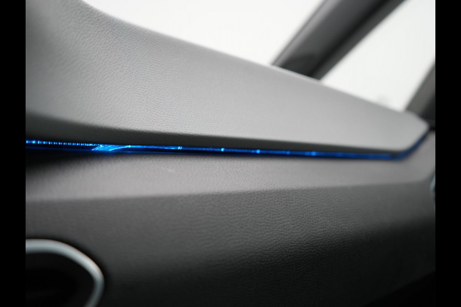 Volkswagen ID.3 Pro S 77 kWh 204pk Dealer O.H. | Adaptive Cruise | Camera | Warmtepomp | Keyless | Stuur Verwarmd | Sfeerverlichting | Apple Carplay | DAB | 19"L.M | Park Assist |