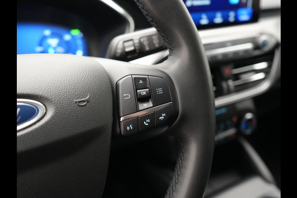 Ford Kuga 2.5 PHEV Titanium 225pk Dealer O.H. | Trekhaak Afn. | Adaptive Cruise | Head Up | 360 Camera | Stoelverwarming | Keyless | Blis | Apple Carplay | Virtual | Park Assist | Navigatie | DAB | Plug In Hybrid |