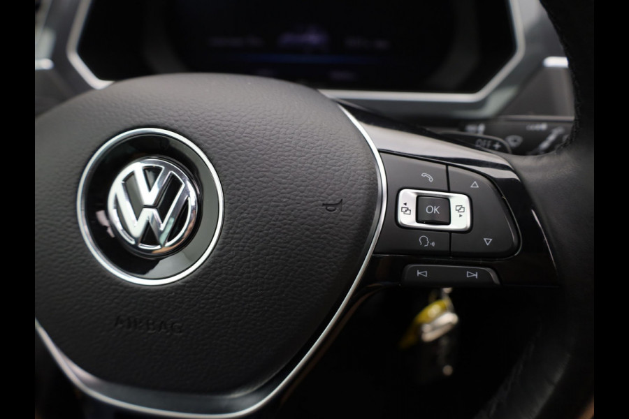 Volkswagen Tiguan 1.4 TSI ACT 150Pk DSG R-Line | Pano | Leder | Memory Seat | Trekhaak wegkl. | 360 Camera | Prijs Rijklaar!!