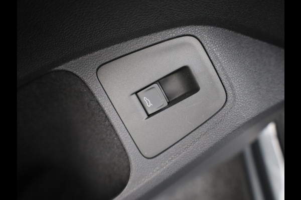 Volkswagen Tiguan 1.4 TSI ACT 150Pk DSG R-Line | Pano | Leder | Memory Seat | Trekhaak wegkl. | 360 Camera | Prijs Rijklaar!!