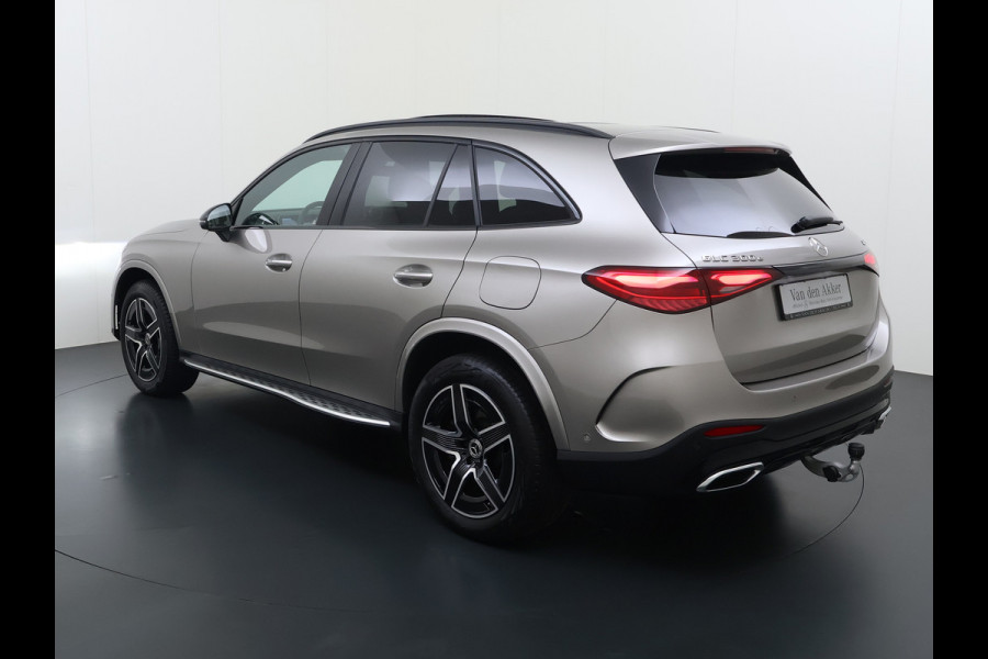 Mercedes-Benz GLC 300e AMG 4Matic // SoH 99% // Panoramadak // Trekhaak // Achterbank Verwarming // 360 Camera // Memory // Carplay // Night Pakke