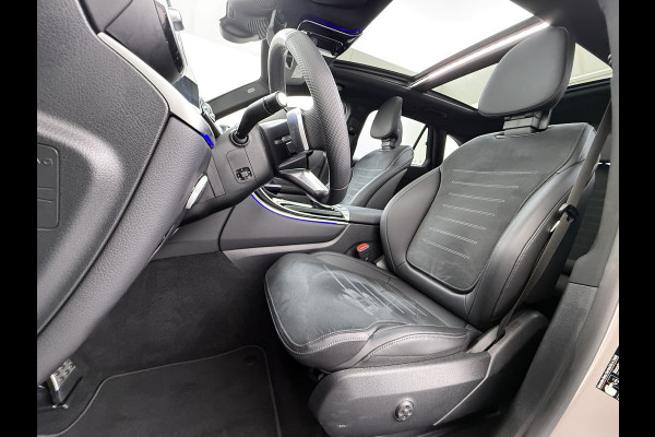 Mercedes-Benz GLC 300e AMG 4Matic // SoH 99% // Panoramadak // Trekhaak // Achterbank Verwarming // 360 Camera // Memory // Carplay // Night Pakke
