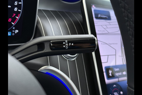 Mercedes-Benz GLC 300e AMG 4Matic // SoH 99% // Panoramadak // Trekhaak // Achterbank Verwarming // 360 Camera // Memory // Carplay // Night Pakke