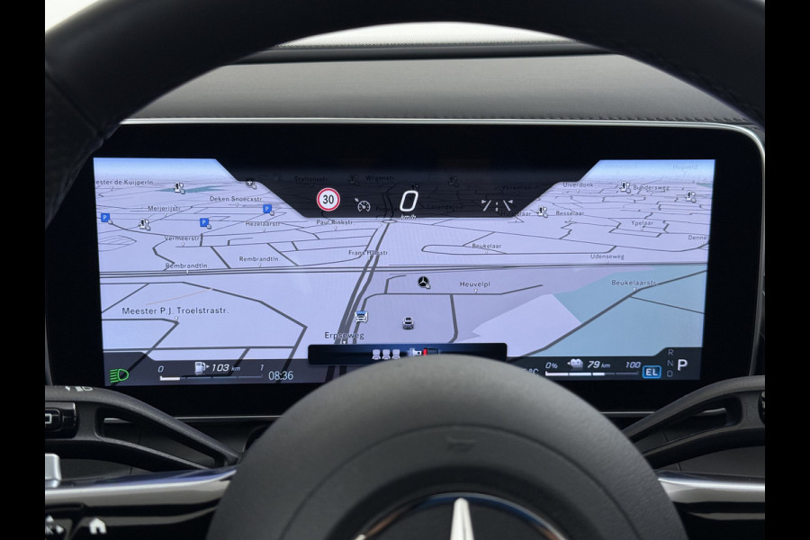 Mercedes-Benz GLC 300e AMG 4Matic // SoH 99% // Panoramadak // Trekhaak // Achterbank Verwarming // 360 Camera // Memory // Carplay // Night Pakke