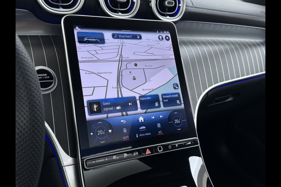 Mercedes-Benz GLC 300e AMG 4Matic // SoH 99% // Panoramadak // Trekhaak // Achterbank Verwarming // 360 Camera // Memory // Carplay // Night Pakke